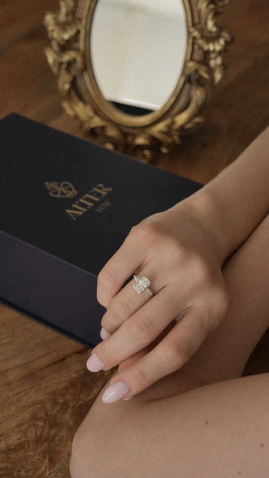 Moissanite vs. Diamante 2025: La guida completa per scegliere l’anello perfetto - Alter Luxe